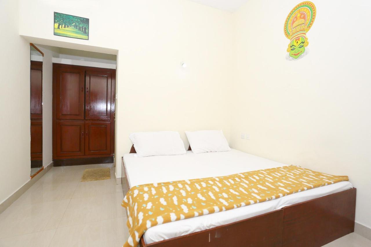 Spot On 36522 Karthika Plaza Hotel Varkala Bagian luar foto
