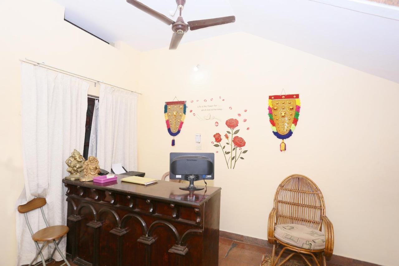 Spot On 36522 Karthika Plaza Hotel Varkala Bagian luar foto
