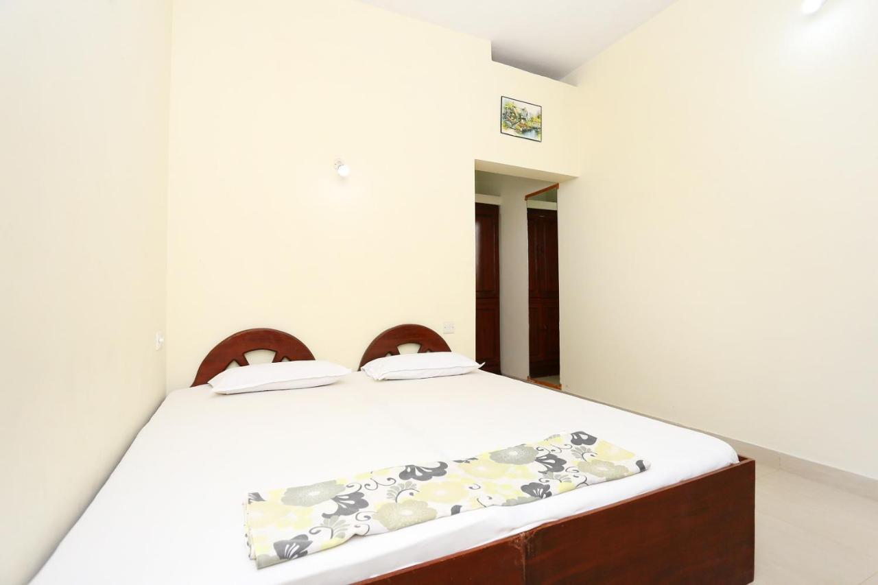 Spot On 36522 Karthika Plaza Hotel Varkala Bagian luar foto